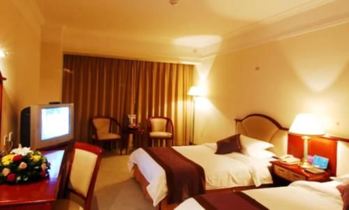 酒店床尾都会有块“长布”，原来有这么多的作用，很多人都不知道