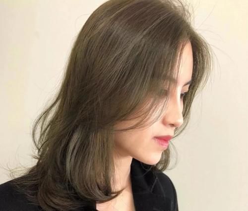  [女性]越剪越美“锁骨发”31款，时尚显脸瘦，适合大多数女性