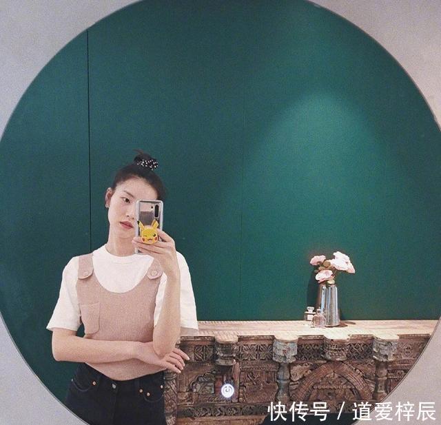  率性：刘雯春日街拍，裤子穿出率性自然美，这大长腿真是不一般