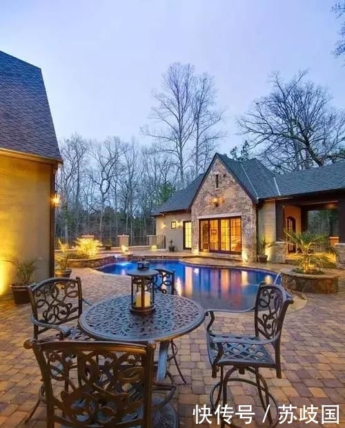 庭院中:30款庭院灯光,惊艳你慵懒的岁月!