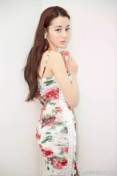 迪丽热巴扮花仙子，美得惊艳！