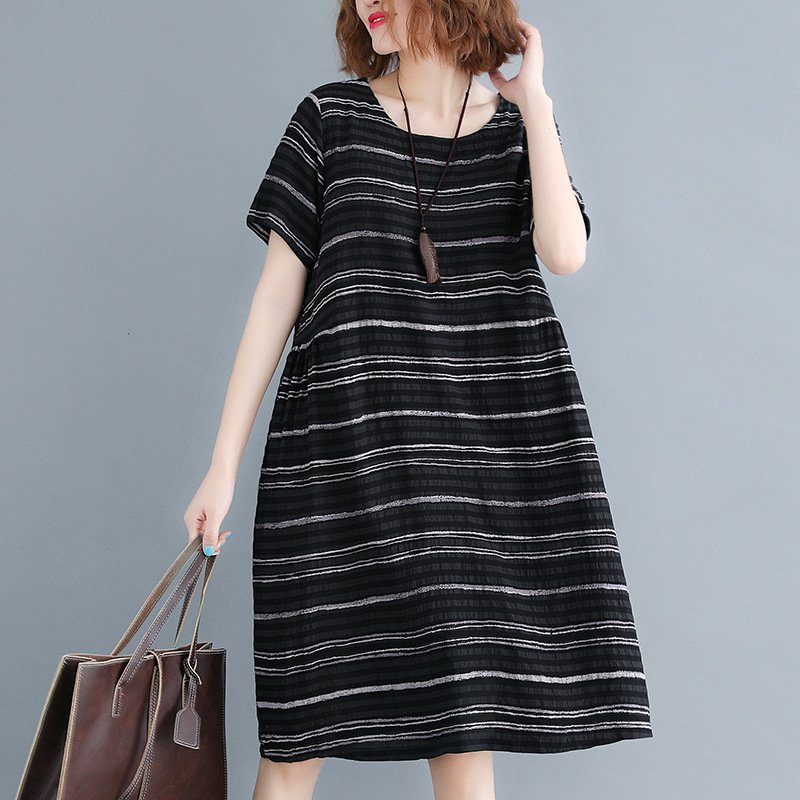 媳妇130斤，从不穿紧身装，只穿这“藏肉裙”，修身显瘦，特苗条