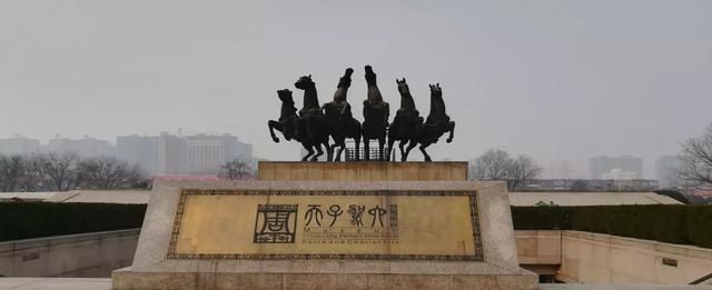  【联合】河南最大的城市，确实轮不到洛阳，就算南阳联合开封也