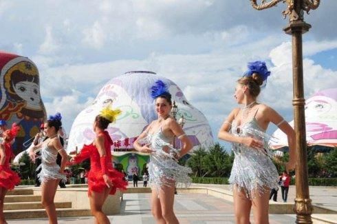 中国这个城俄罗斯美女最多：满街都是金发女郎，感觉像是出了趟国