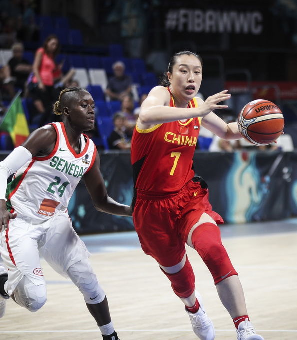 中国女篮2胜1负获小组第二 今晚与日本队争夺世界杯八强席位