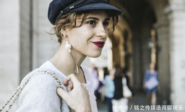  首饰■见过世面的女人，一般不会戴这4种“首饰”，尤其第2种，廉价又寒酸