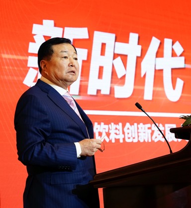 红牛中国创始人严彬：中国市场是我开拓的 谁来摘桃子，法庭见