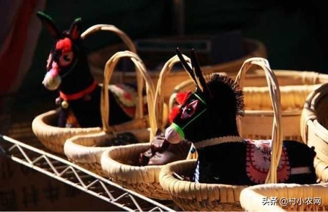 在农村创业不一定非要围绕土地做文章！在农村做什么生意赚钱呢？