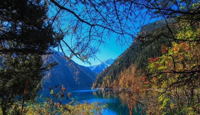 发生了什么？四川宜宾突现26个“天坑”，专家是这样解释的