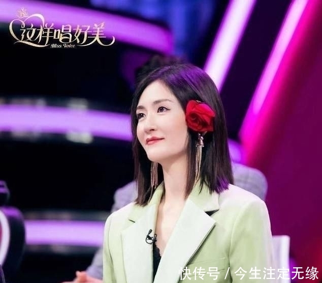  【谢娜】谢娜虽然一直徘徊在争议的边沿，但却活出了真实的自信、美好精致