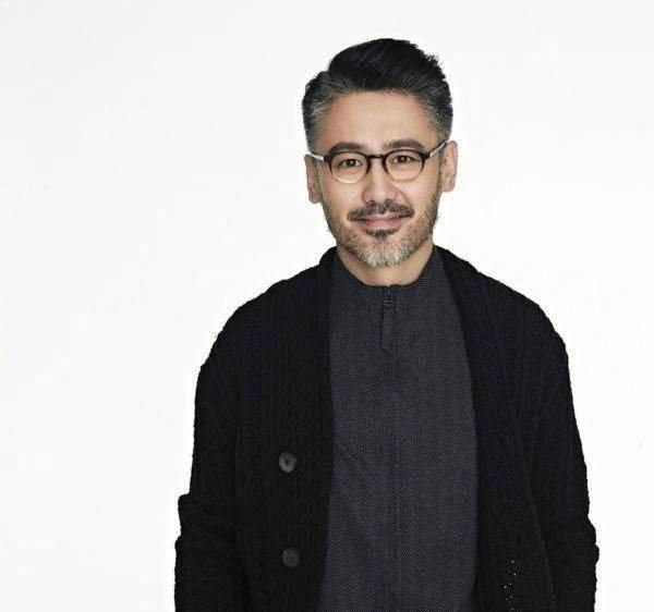 吴秀波独家回应被暗指重婚何震亚就是原配！网友评论瞬间炸了！