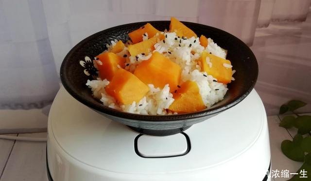  「皮肤」自从婆婆学会这样煮饭后，皮肤变好了，身材苗条了，越活越年轻！