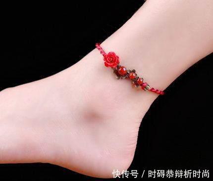 唯美精致民族风脚链的,衬托着你小脚丫白皙可爱,优雅有女人味!