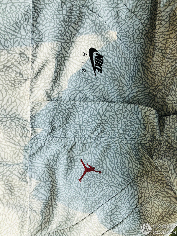 WE ARE JORDAN 篇十九:也许你跟陈冠希，就差一件套头冲锋衣