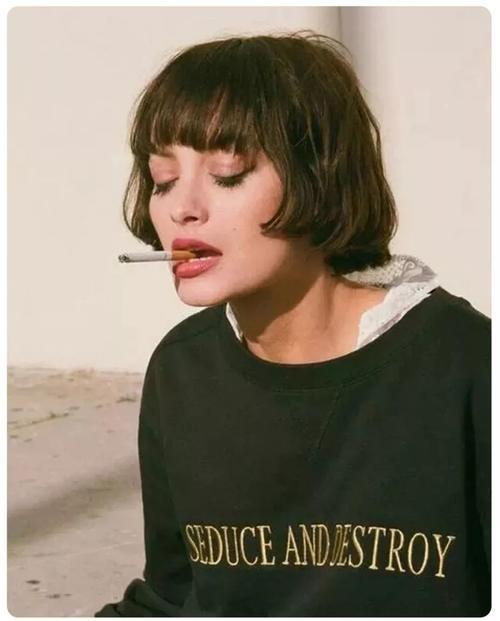 今年最流行的7款短发,看到第2款就心动了!