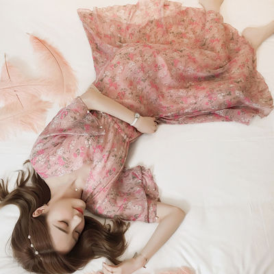 如今的女人真会穿，紧而不露好性感，完美身材都穿出来了