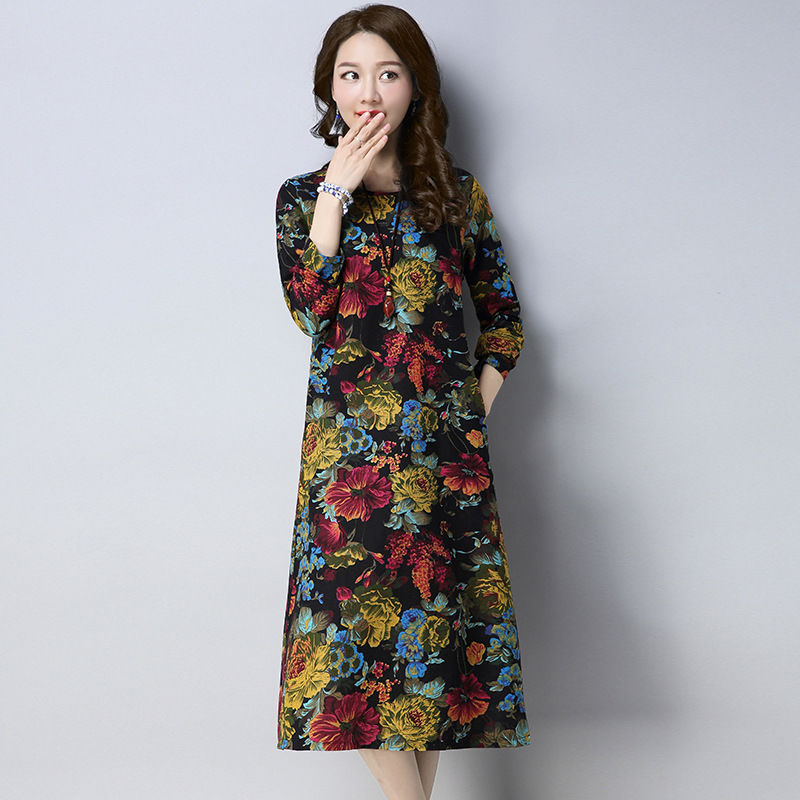 女人再漂亮，出门也别穿紧身裤!瞧这么穿，一个比一个美嫩