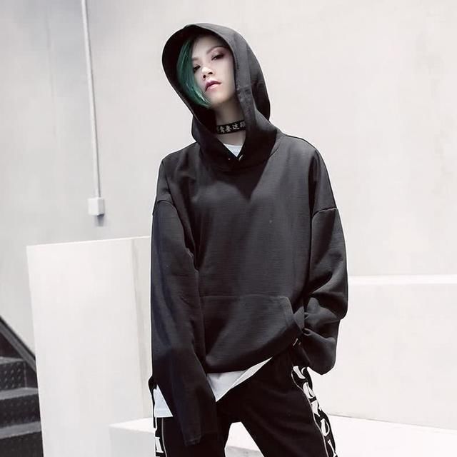 为啥你穿包臀裙总往上“跑”？原因在这，想不到