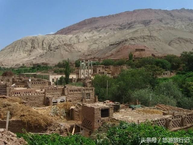 火焰山下的原生态村庄,被称作“中国第一土庄”,像是废弃鬼村