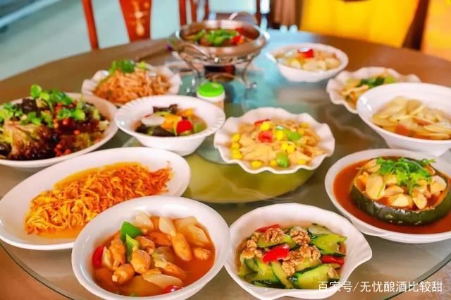 走进一座山，不小心发现山中藏着这样一座神仙寺庙!