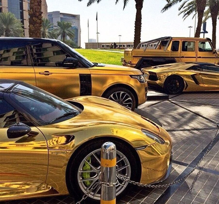 世界石油产量第一大国：因嫌弃邻国，准备花巨资把邻国挖成岛国