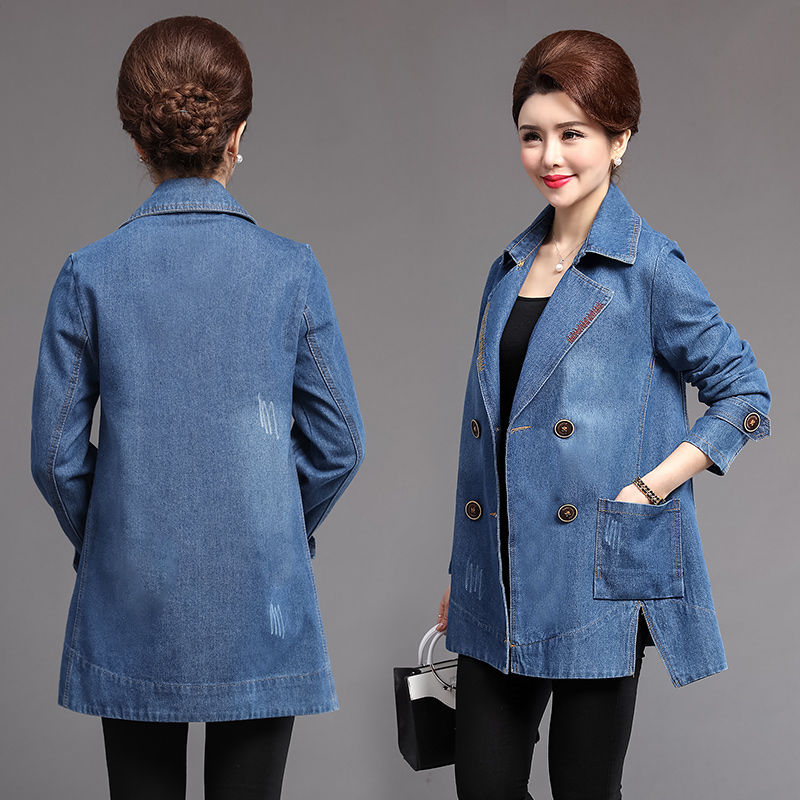 立秋后，借钱都要买的秋装，54岁妈妈连买6件，上身穿出减龄美