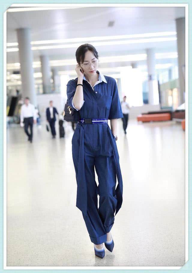 韩雪和沈梦辰同穿一款连体衣,这差距不止一点点啊