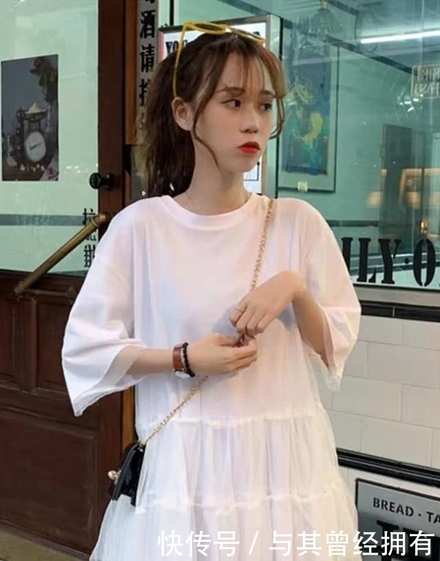  『女生』胯宽腿粗的梨形身材女生，一定要买这三条裙子，穿上后超级显瘦