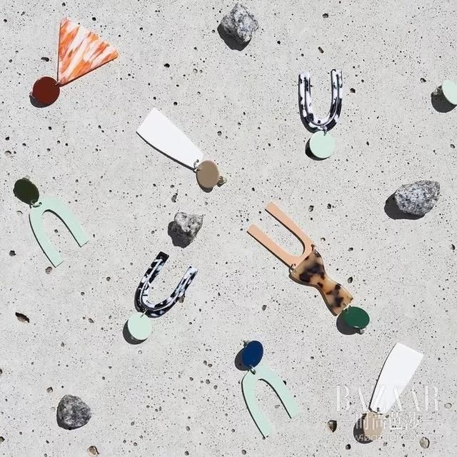 谁的小眼睛还没看过来，我的XXXL号耳环吸引不了你么?