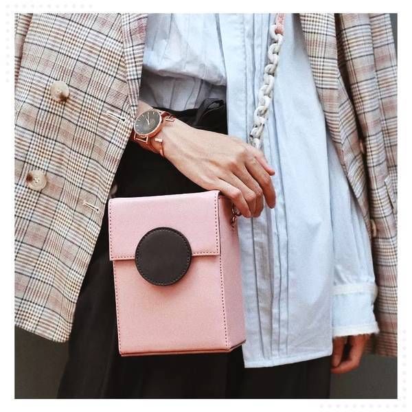 懒美人出门必备，25款凹造型小包包了解下!