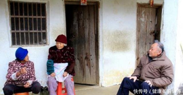 农村户口迁出后，留下的房屋和宅基地属于谁听听淳朴老农怎么说