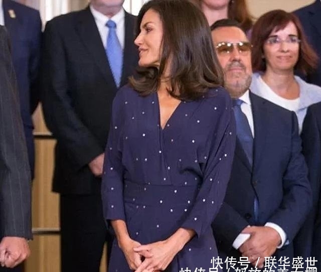 懂得■优雅女人懂得穿裙子不能过短,看西班牙王妃就知道,40岁该这样穿