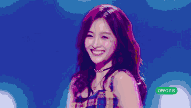 重现杉菜造型!40岁还能做少女，网友:只买大S的帐!