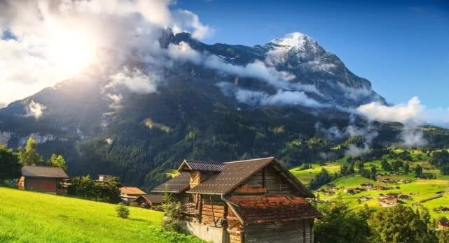 因为太美禁止拍照的国家，7块钱买湖景房，一生一定要去一次