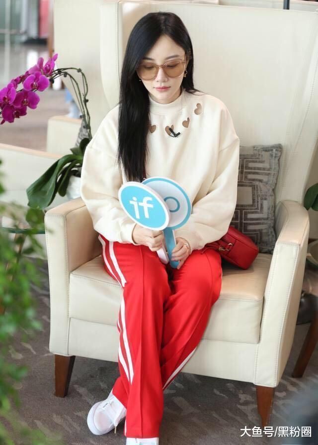 贾乃亮李小璐和好如初是“假”的？李小璐工作室发声说出事情真相