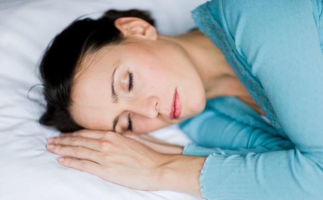  『易学』眼袋黑眼圈这样消除，简单易学，效果还好，若你还不会，不妨一试