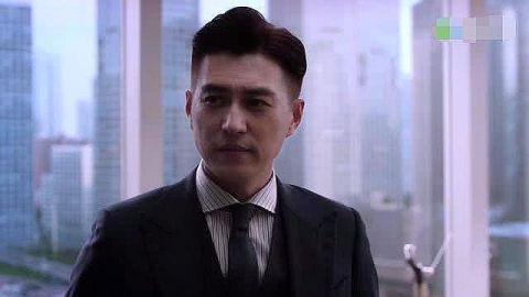 精英律师靳东和谁在一起