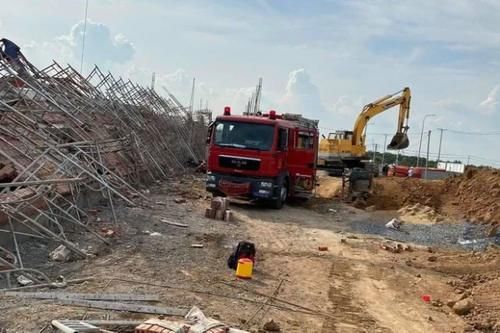 [事故]越南发生重大施工事故，一工业园在建工程倒塌，当场造成10人死亡