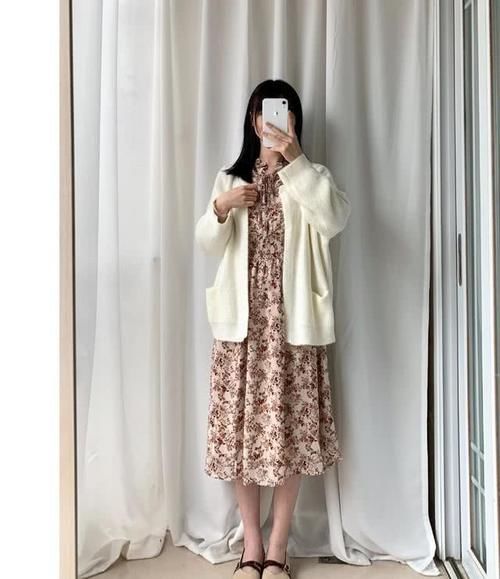  春天■春天就要穿开衫，get这几种穿搭，让你将开衫穿出花来