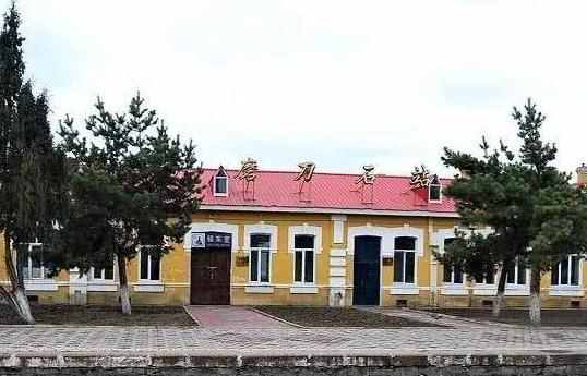 这个名字在东北最美丽的火车站，游客认为他们要去雪乡。