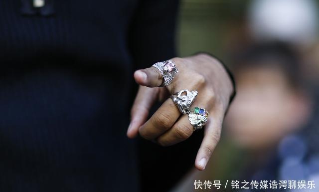  首饰■见过世面的女人，一般不会戴这4种“首饰”，尤其第2种，廉价又寒酸