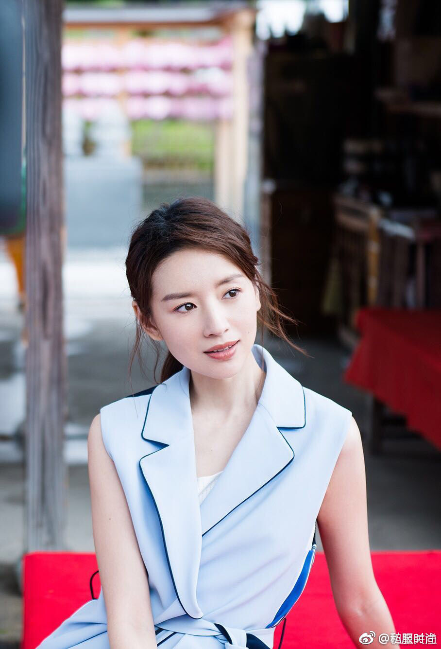 董洁最新时尚街拍，气质美女真的是360度无死角 怎么拍都美