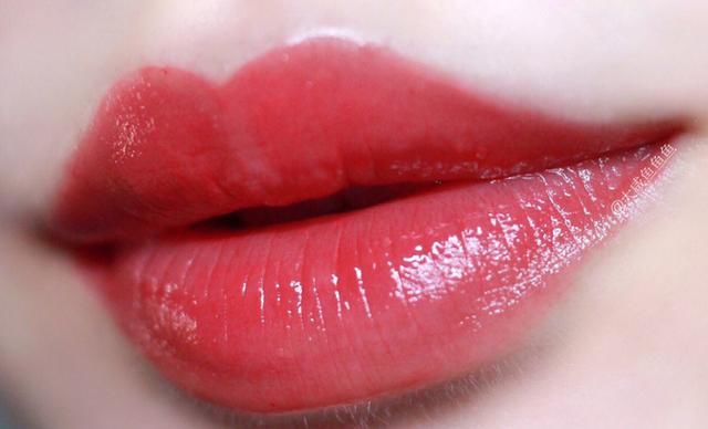 这些口红美到钱包捂不住：女神专用秋冬口红唇彩，谁涂谁更美！