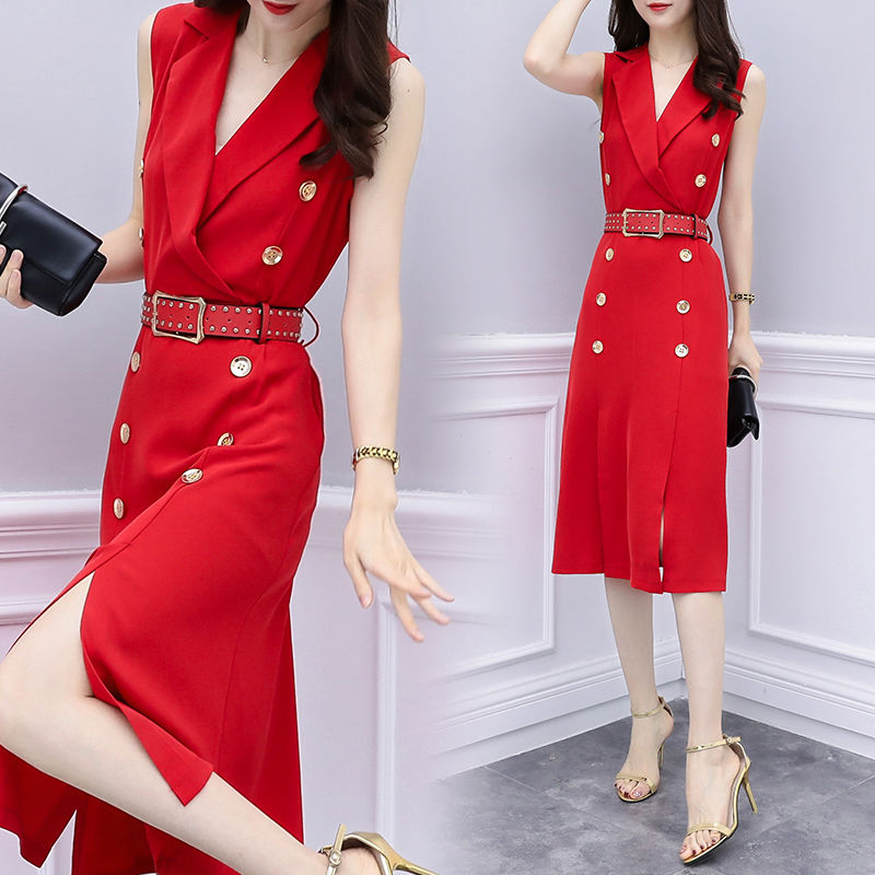 今秋不流行穿牛仔裤了，性感女人都流行这样穿，时尚减龄却不低俗