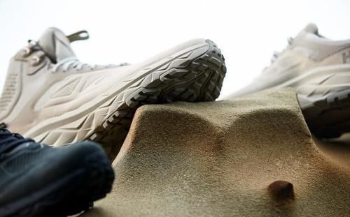 「鞋款」Hoka One One征服的不只是山野还有潮流