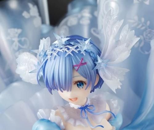 真香警告 《re零》爱蜜莉雅&雷姆新版手办公开