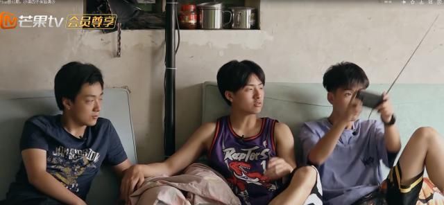  「唯一」《变形计》城市少年来农村，看清家里唯一的家用电器，