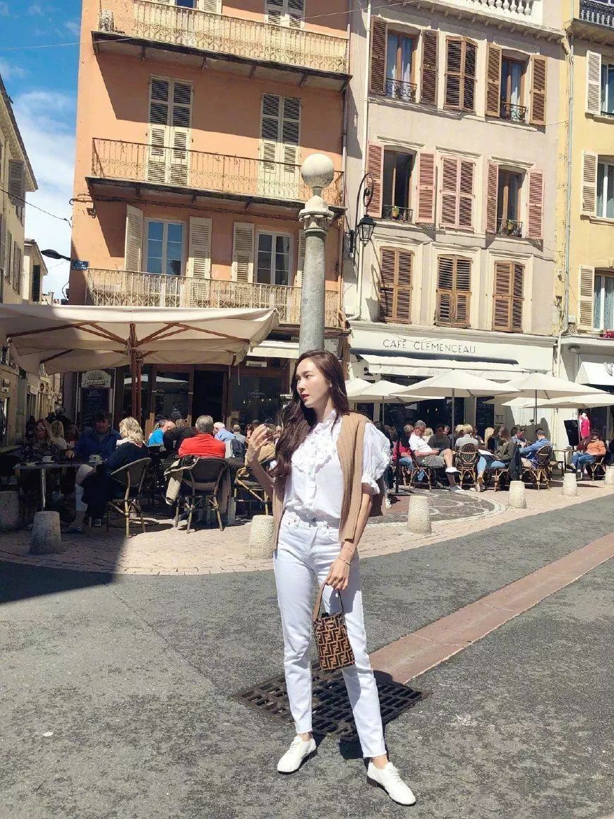 身高162的她是韩国最厉害的街拍女神!基础款就能穿出时髦高级感