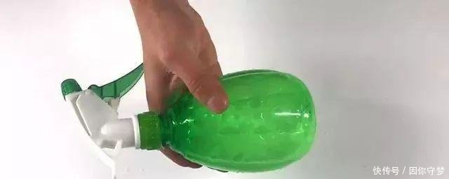  家里：白醋和牙膏混合在一起的妙用，家里主妇都需要