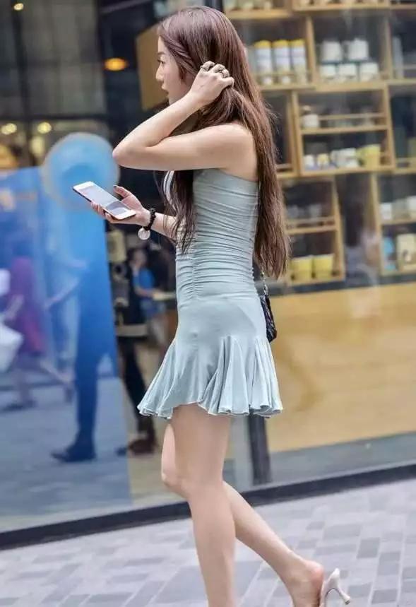 一条瑜伽裤能看尽女人身材凹凸，让你尽显高贵气质